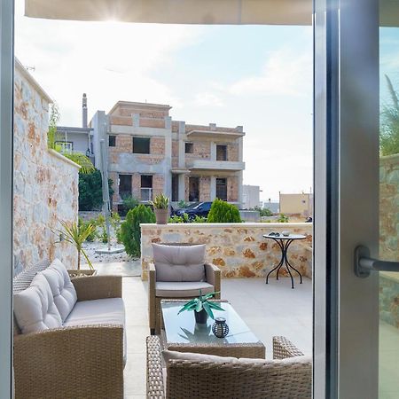 Vakakis Family Luxury Studios 2 Palaiochora Ngoại thất bức ảnh
