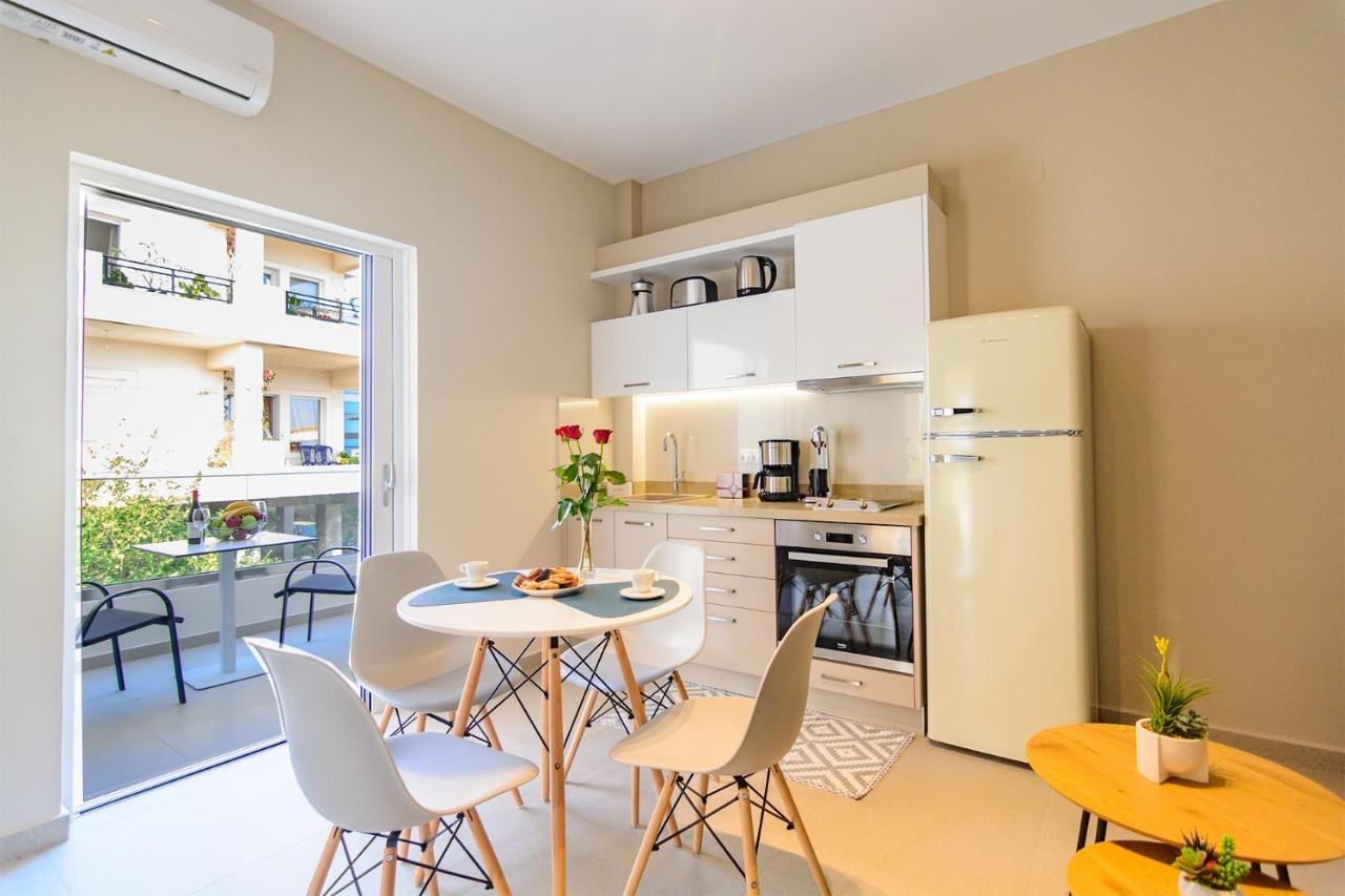 Vakakis Family Luxury Studios 2 Palaiochora Ngoại thất bức ảnh