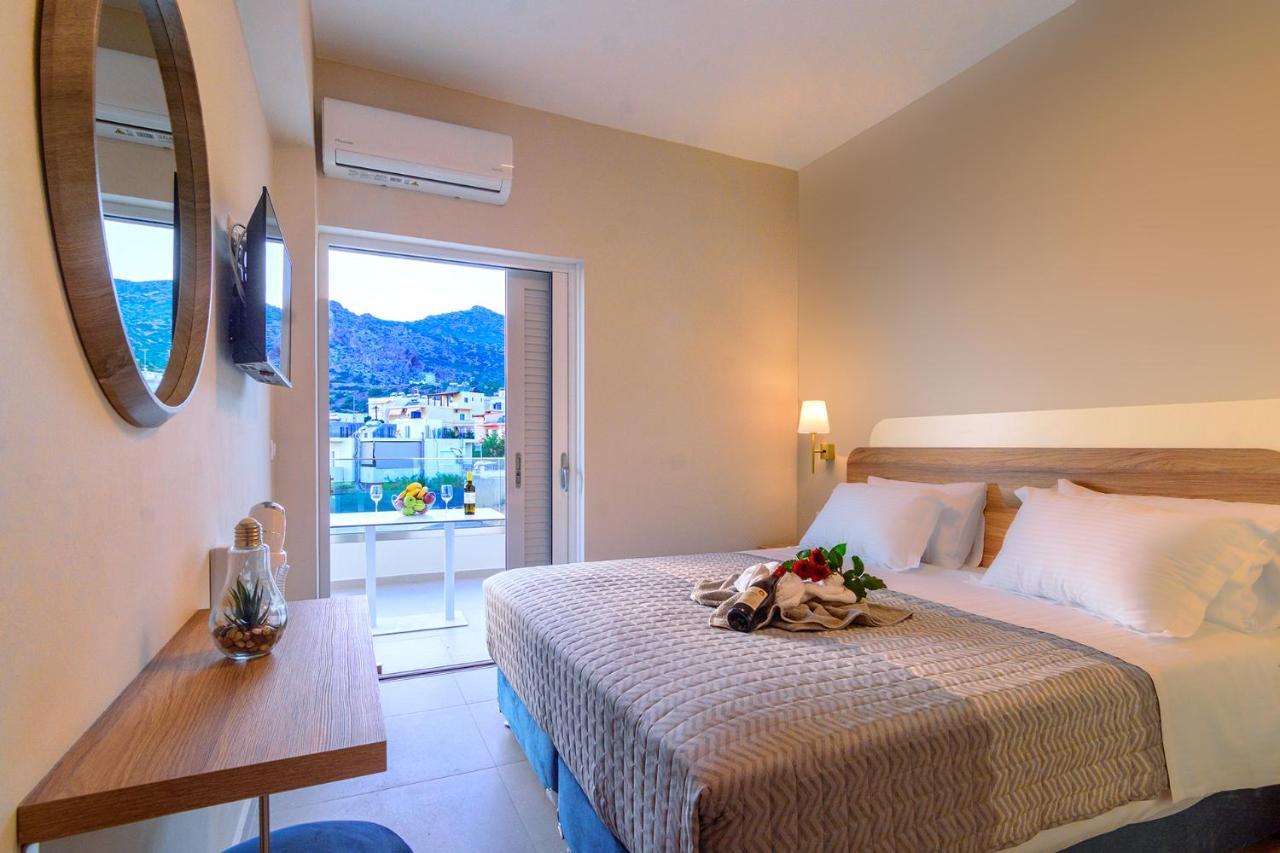 Vakakis Family Luxury Studios 2 Palaiochora Ngoại thất bức ảnh