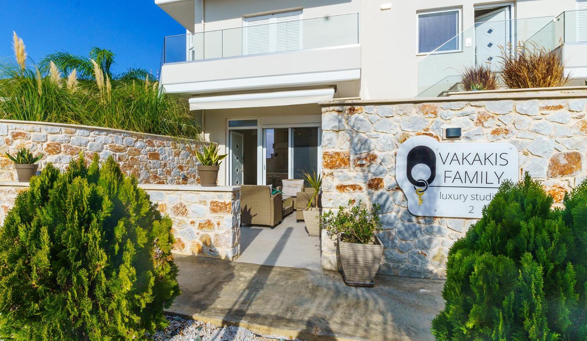 Vakakis Family Luxury Studios 2 Palaiochora Ngoại thất bức ảnh