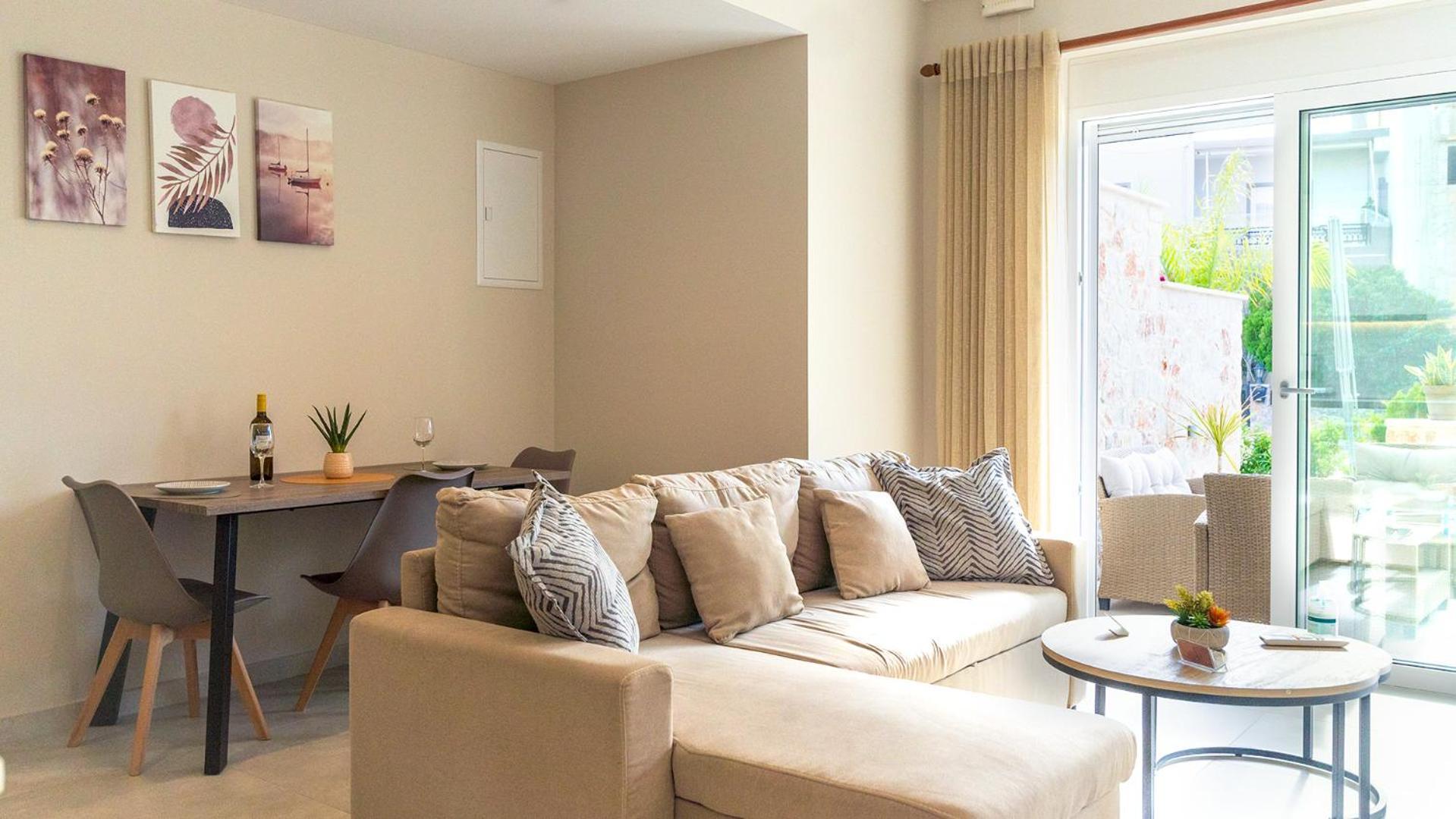Vakakis Family Luxury Studios 2 Palaiochora Ngoại thất bức ảnh